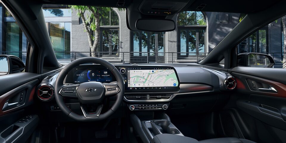 Chevrolet Equinox EV 2024 SUV eléctrica con pantalla de 17.7 HD y sistema de infoentretenimiento VCS, 5G y Onstar integrado